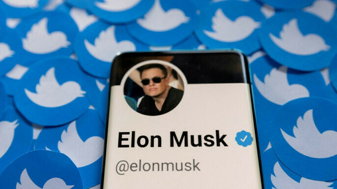 Musk halts Twitter&rsquo;s coveted blue check amid proliferation of imposters