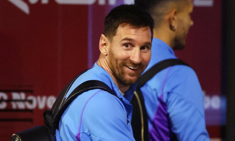 Indian drums, Argentina fans greet Messi&rsquo;s arrival for World Cup