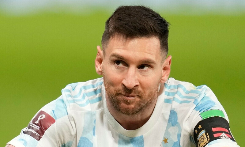 Messi says World Cup defeat to Saudi Arabia a &lsquo;very heavy blow&rsquo;