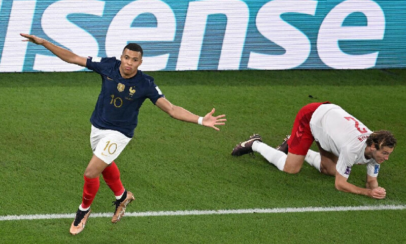 Mbappe double gives France spot in World Cup knockout stage