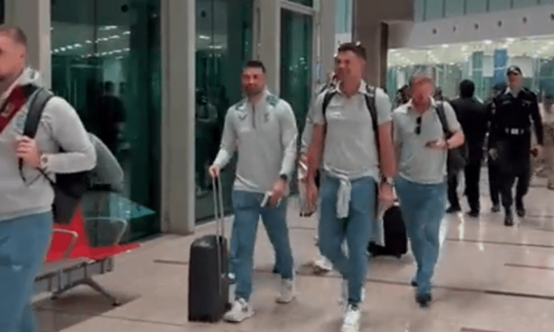 England cricket team arrives in Pakistan for first Test series in 17 years