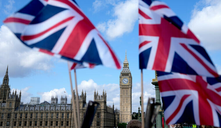 Christians now a minority in England and Wales