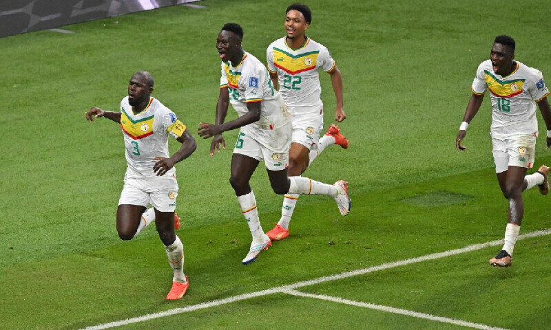 Koulibaly sinks Ecuador to fire Senegal into World Cup knockouts