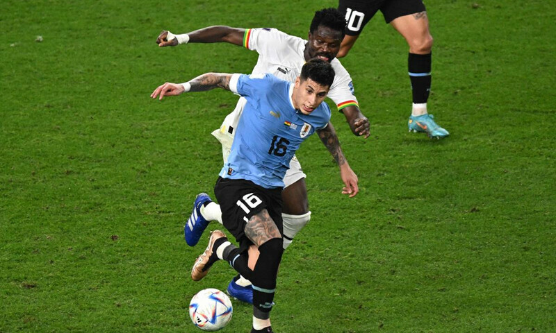 De Arrascaeta double in vain as Uruguay win fails to take them through