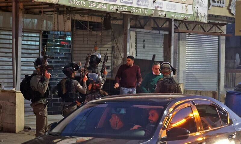 Israeli officer kills Palestinian in West Bank