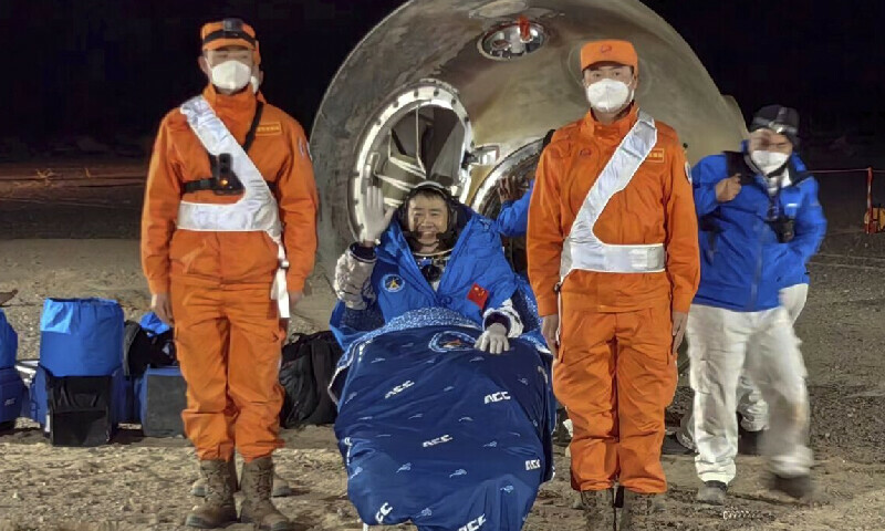 Chinese astronauts return to earth after &lsquo;successful&rsquo; six-month mission