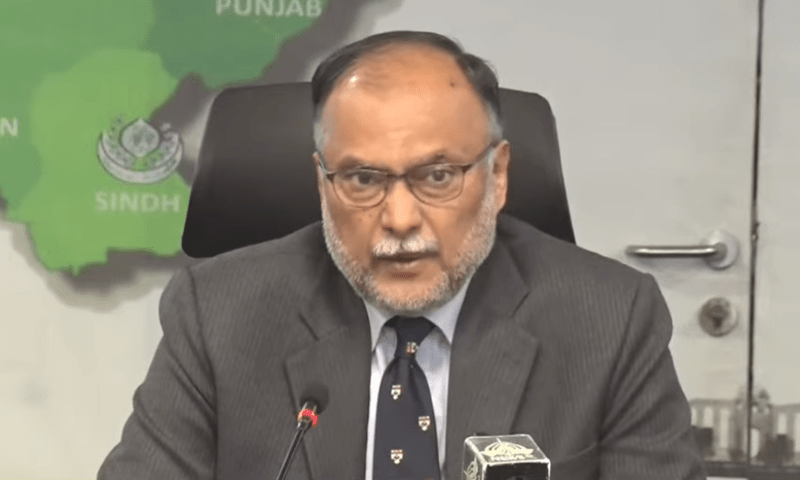 Pakistan shuts down flood response centre but challenge remains