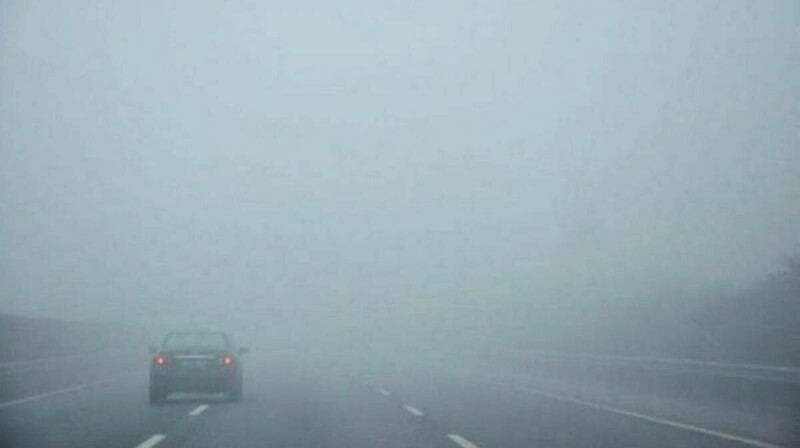 Dense fog blankets parts of Punjab, KP, disrupts road traffic
