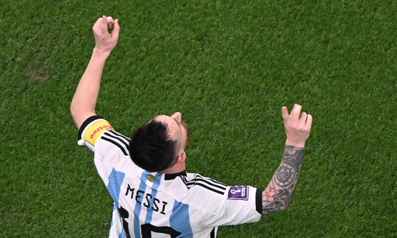 Argentina sweep past Croatia 3-0 to reach World Cup final