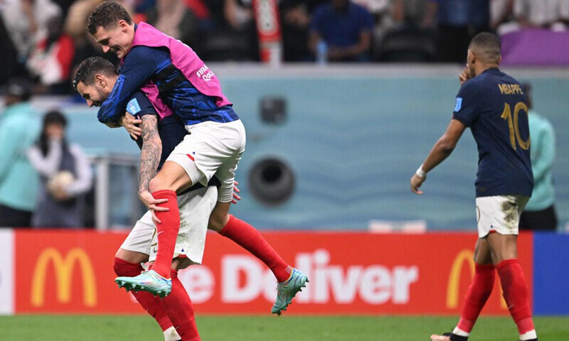 France into final with 2-0 win as Morocco go down fighting