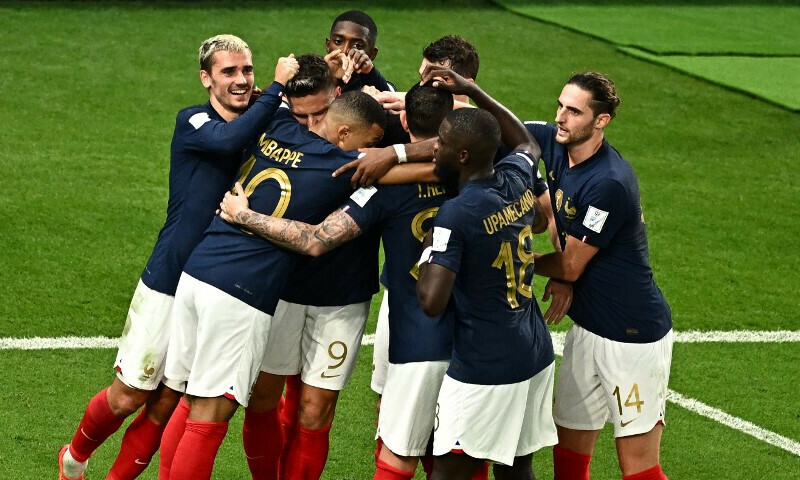 France train focus on Argentina as World Cup reaches climax