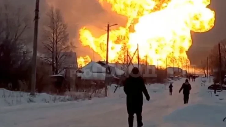 Fire at key Russian gas pipeline kills three: governor