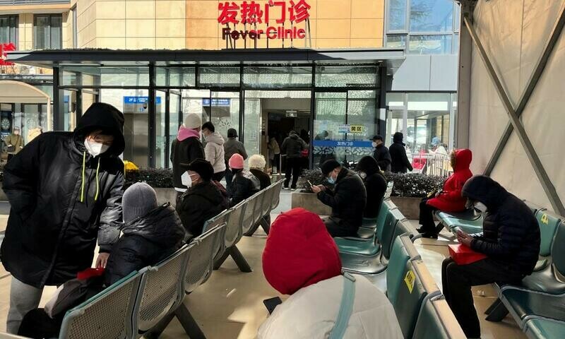 Shanghai asks residents to stay in on Christmas as China Covid surges