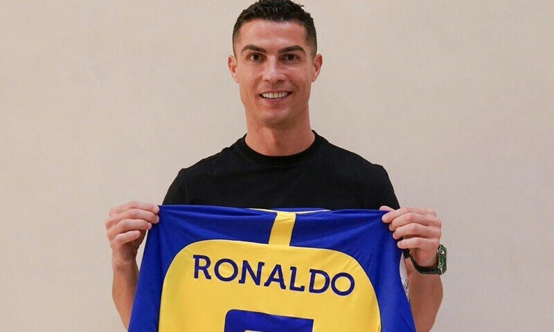 Cristiano Ronaldo joins Saudi Arabian club Al Nassr on two-year deal