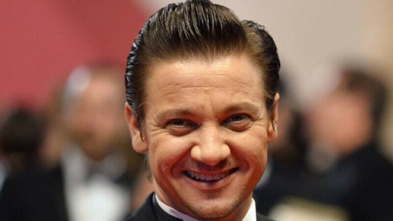 Actor Jeremy Renner in critical condition after snow plow accident