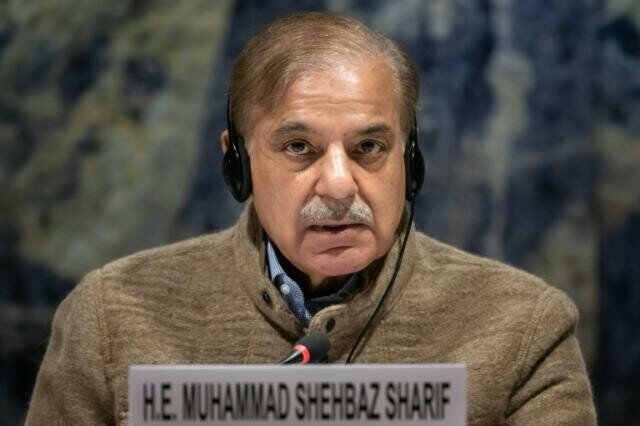 Pakistan asks IMF for restructuring &lsquo;pause&rsquo;