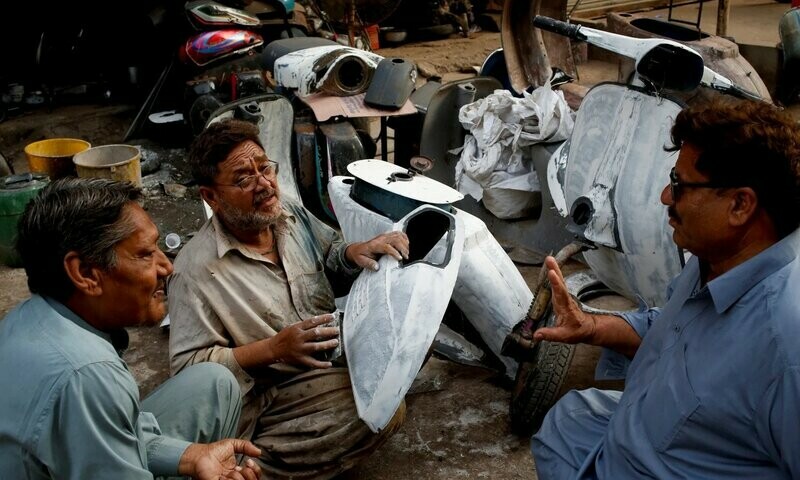 Sindh High Court halts action against car workshops, showrooms in DHA