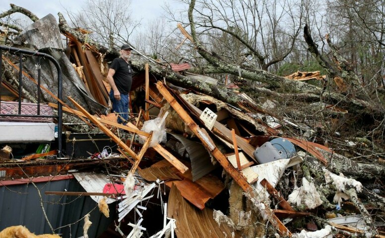 At least 6 killed as Tornado, thunderstorms strike central Alabama