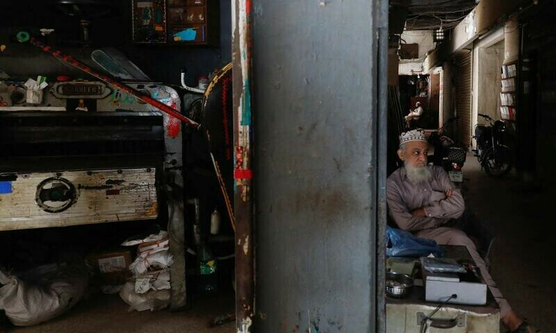 Energy saving backfired? What caused Pakistan&rsquo;s power breakdown