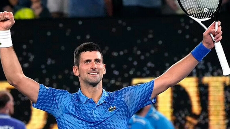 Rampant Djokovic surges into 10th Australian Open final