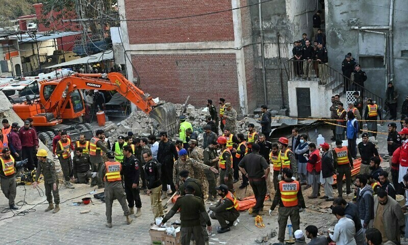 Peshawar toll rises to 101 as rescuers operation ends