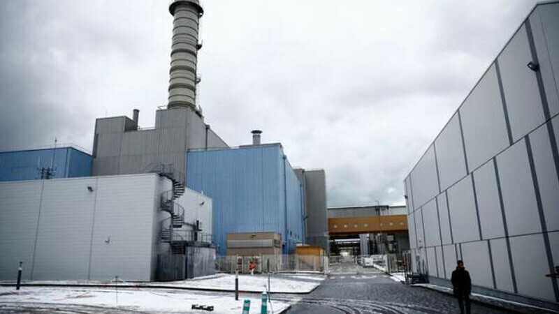 France seeks strategy as nuclear waste site risks saturation point