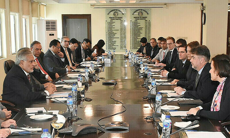 Dar says &lsquo;good news&rsquo; likely today as Pakistan-IMF talks conclude