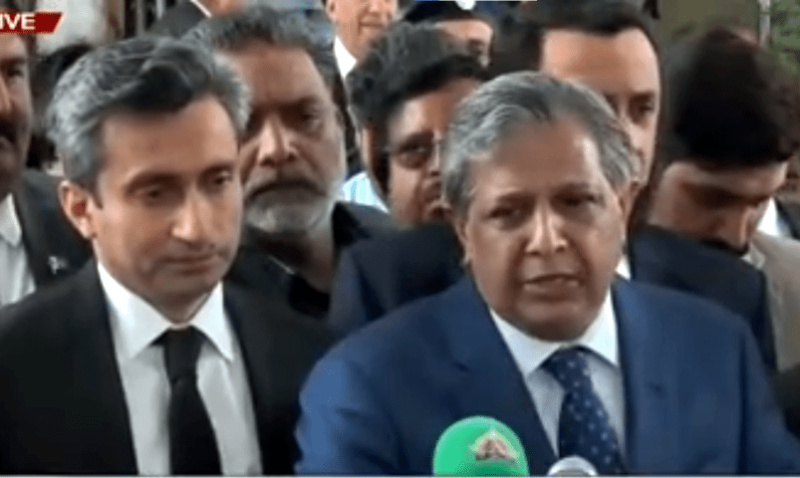 Govt rejects SC ruling as 4-3 minority judgment