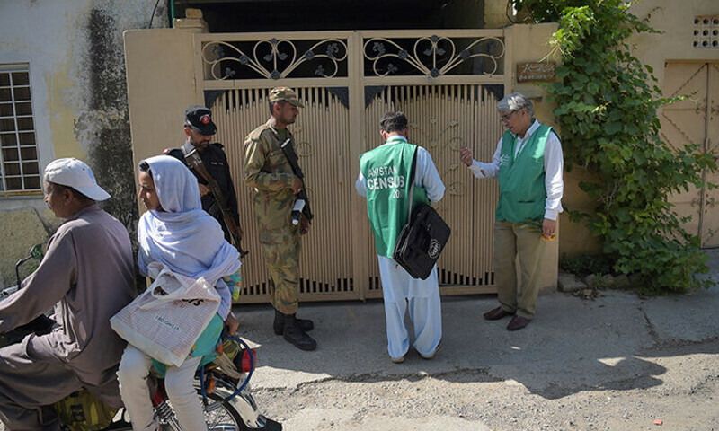 First-ever digital census: Technical issues slow down process in Karachi