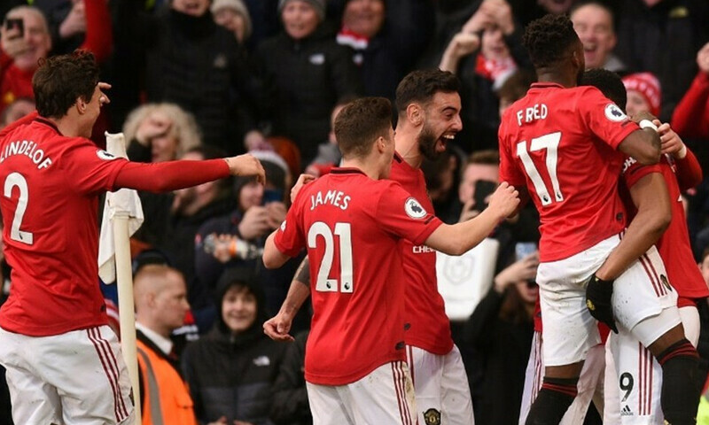 Manchester United in FA Cup quarter-final after beating West Ham