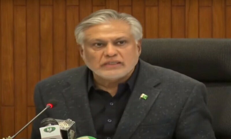 You&rsquo;re responsible for the state of economy, Dar tells Imran