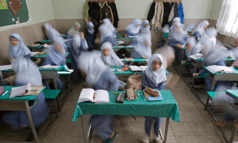 Iran arrests more than 100 over school poisonings