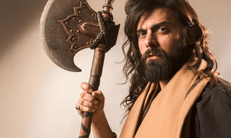 Maula Jatt&rsquo;s gandasa auctioned for $50,000