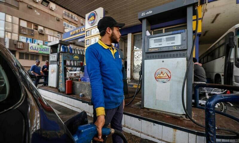 Oil prices fall $1 as SVB collapse spooks financial markets