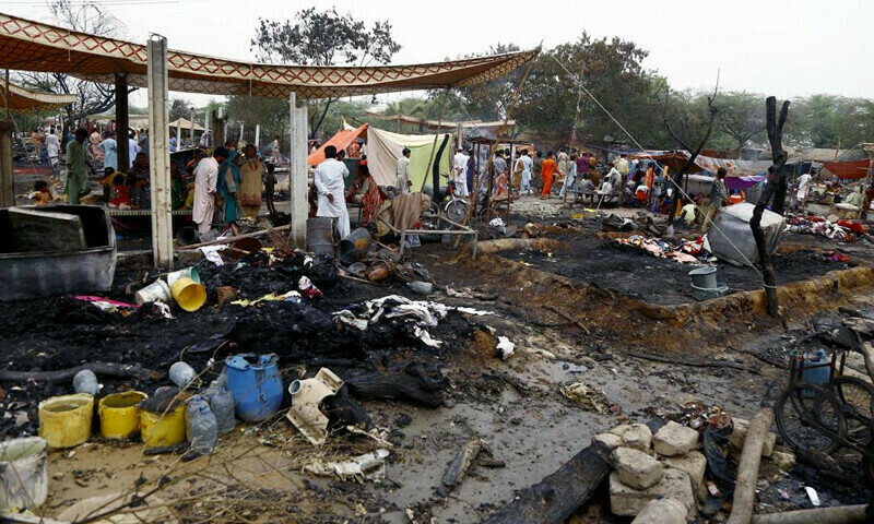 PTI summons more support as Rangers, police withdraw from Zaman Park