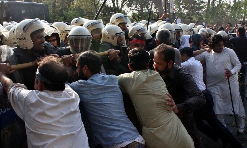 Police operation at Zaman Park postponed till Friday