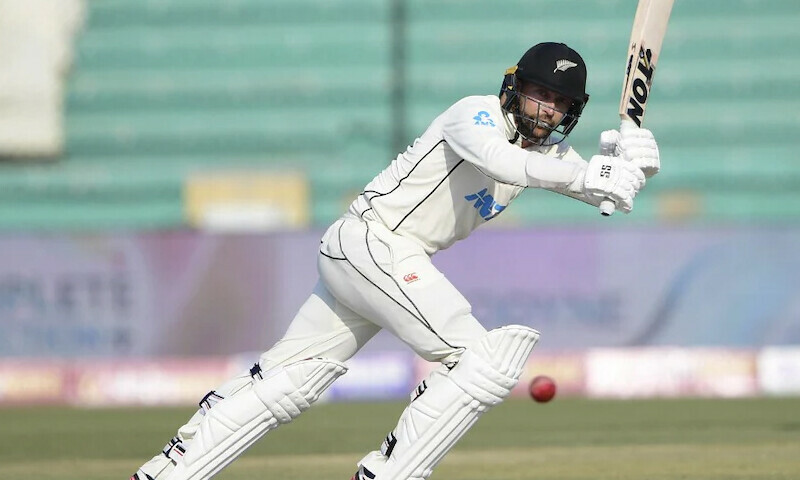 Conway hits 78 as New Zealand dig in on opening day against Sri Lanka