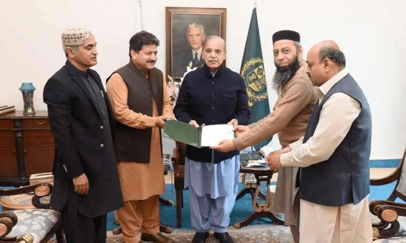 PM acknowledges services of teacher who coined the name &lsquo;Islamabad&rsquo;