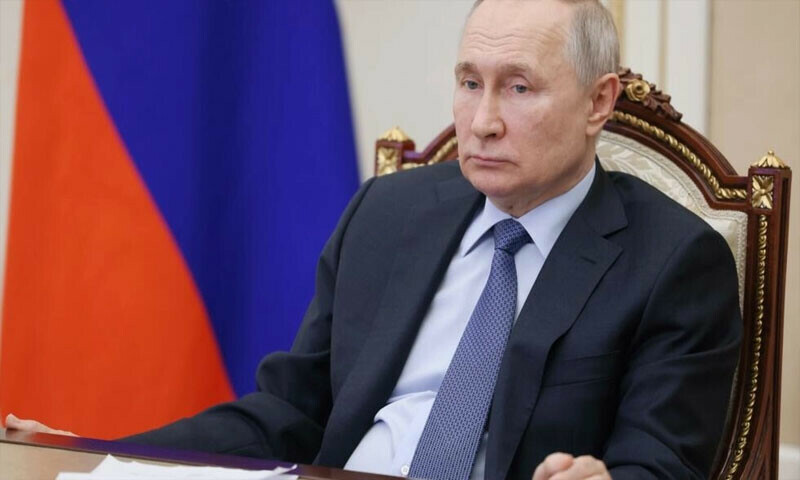 War crimes court issues Putin arrest warrant