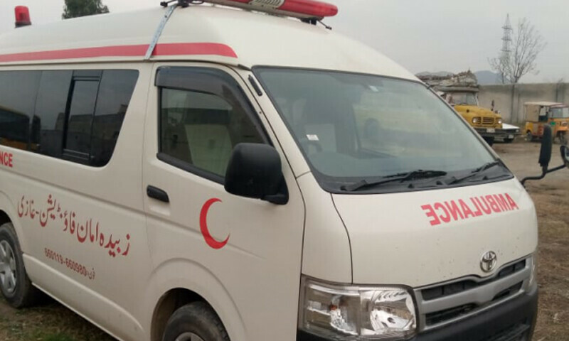 Eight die as car swept away in Awaran flood