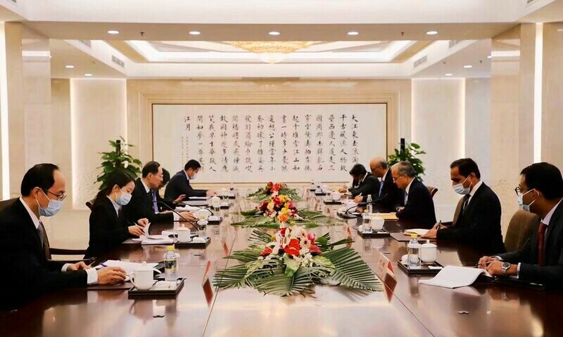 Pakistan, China agree to remain engaged in expansion of CPEC