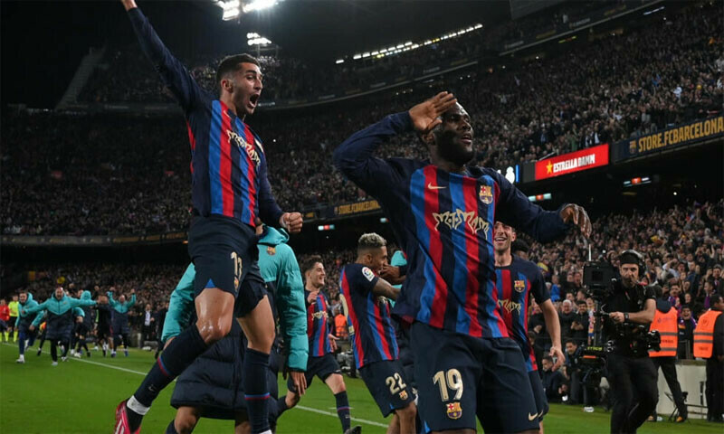 Barca snatch Clasico win over Madrid to strike title blow