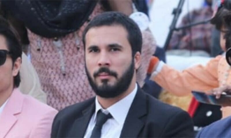 Police arrest Imran Khan&rsquo;s nephew outside judicial complex in Islamabad