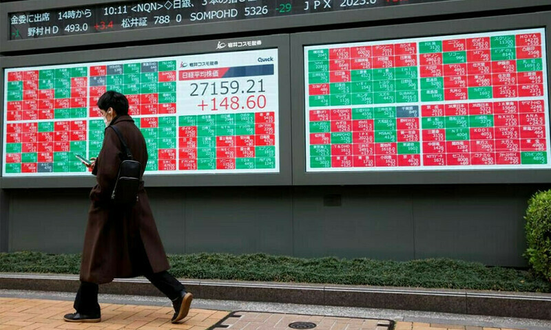Asian shares falter on banking concerns, bonds bet on last rate hikes