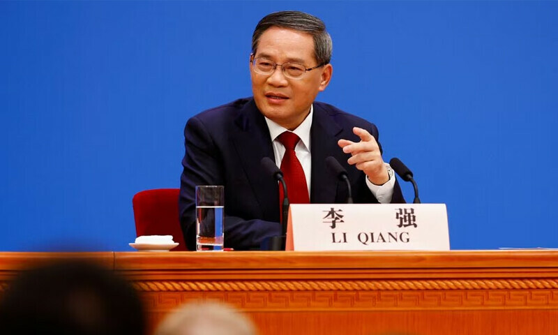 China committed to economic opening up, reforms, Premier Li says