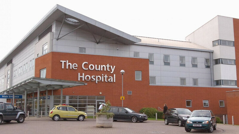 Indian doctor suspended in UK for insulting Pakistani colleague