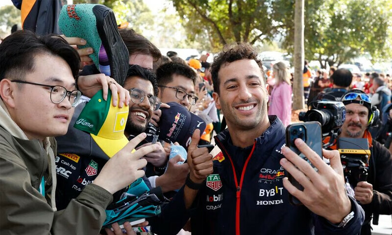 &lsquo;Fit&rsquo; Ricciardo would be ready to race in 10 minutes: Horner