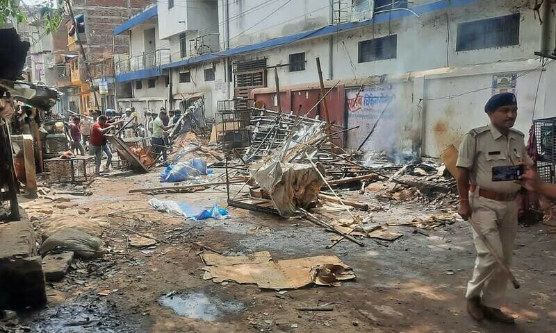 One dead as sectarian clashes rock parts of India