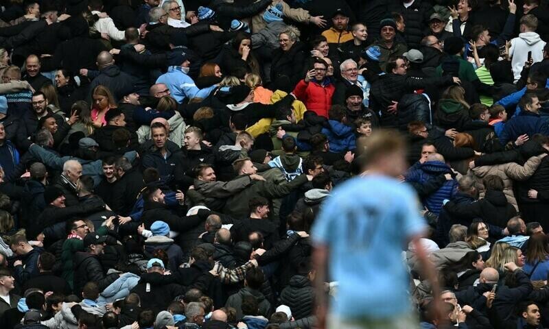 Man City condemn attack on Liverpool team bus