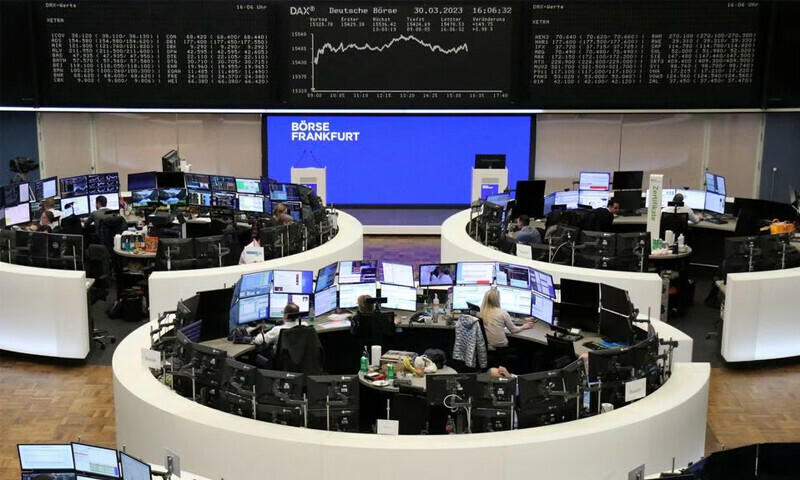 Oil spike a black mark for inflation, consumer demand